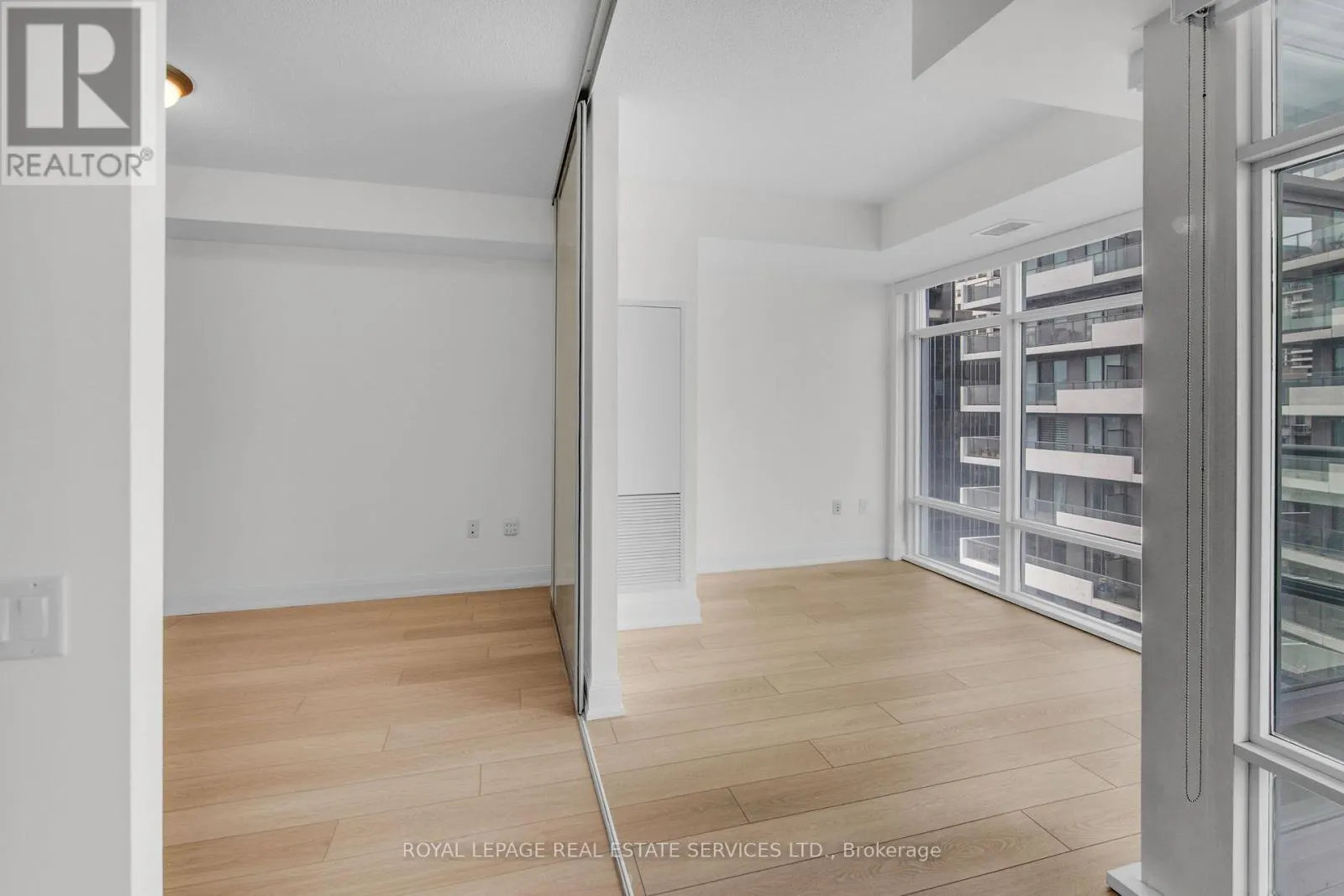 1909 - 2191 YONGE STREET