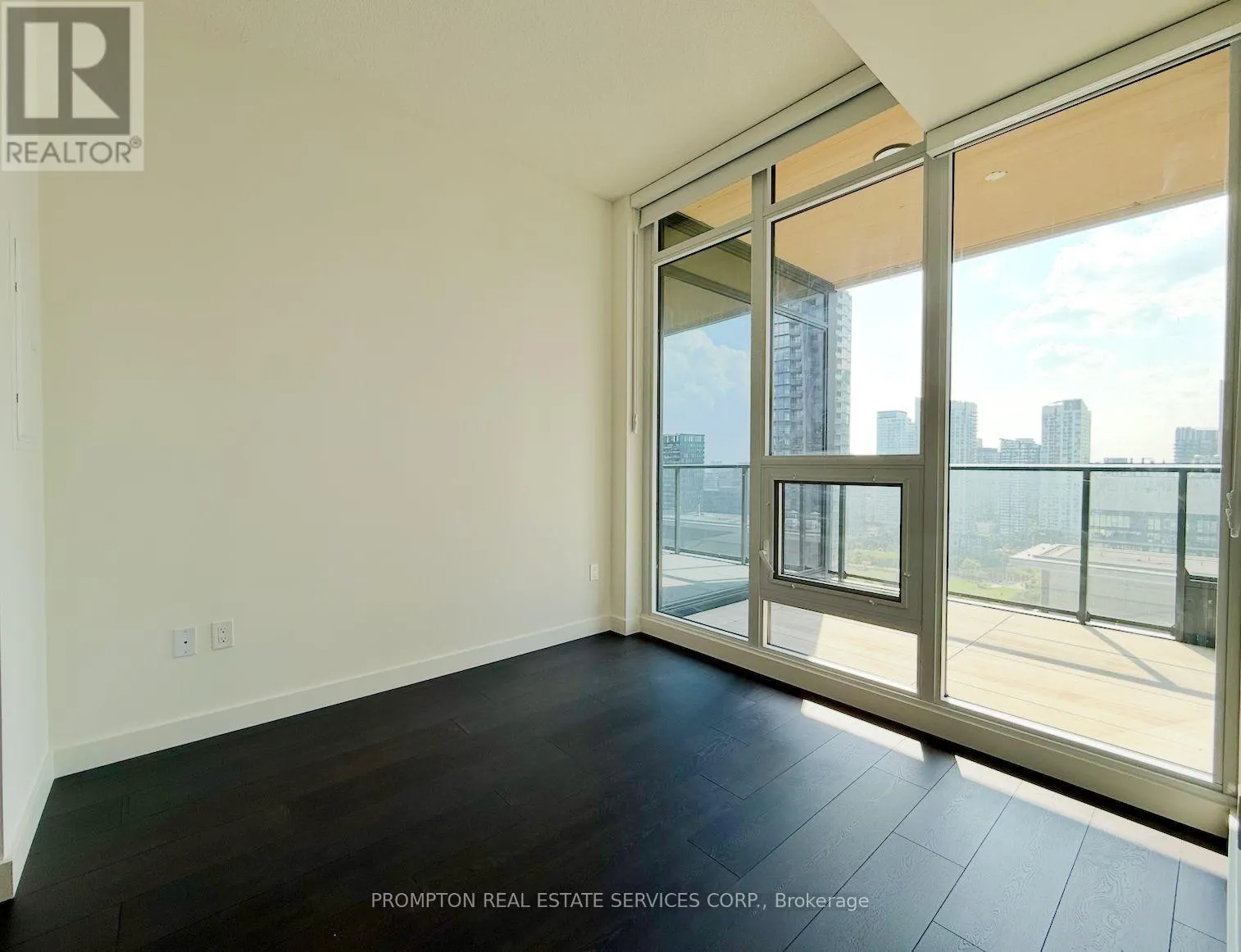 2512 - 3 CONCORD CITYPLACE WAY