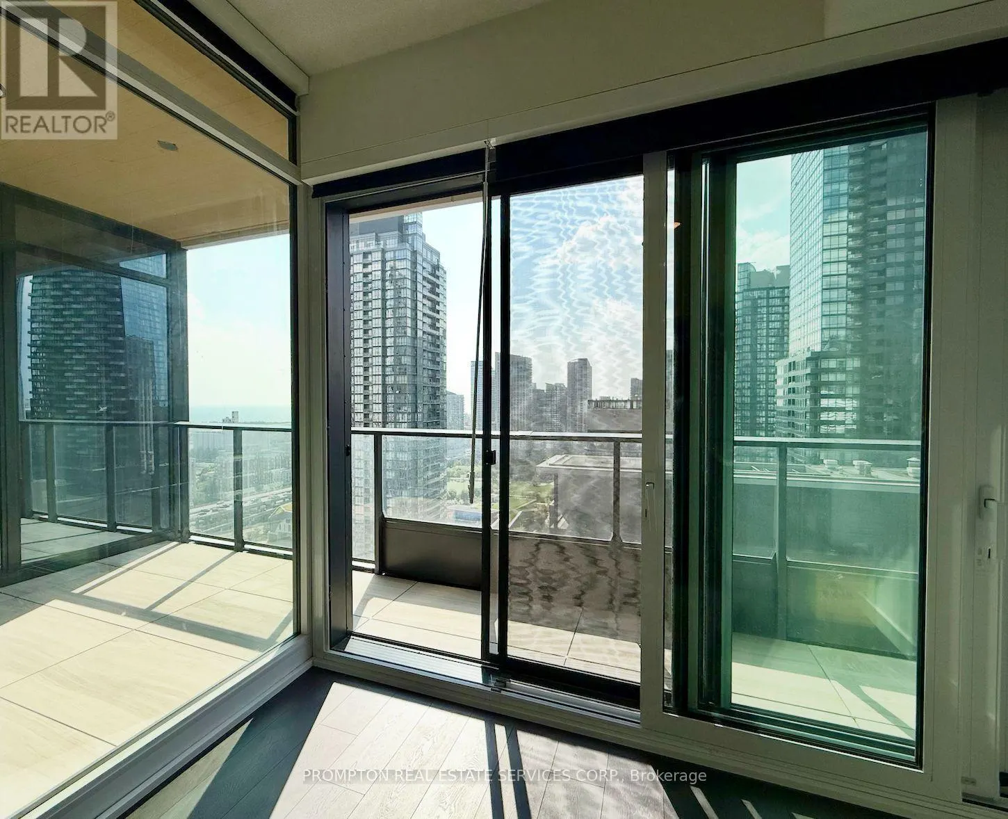 2512 - 3 CONCORD CITYPLACE WAY