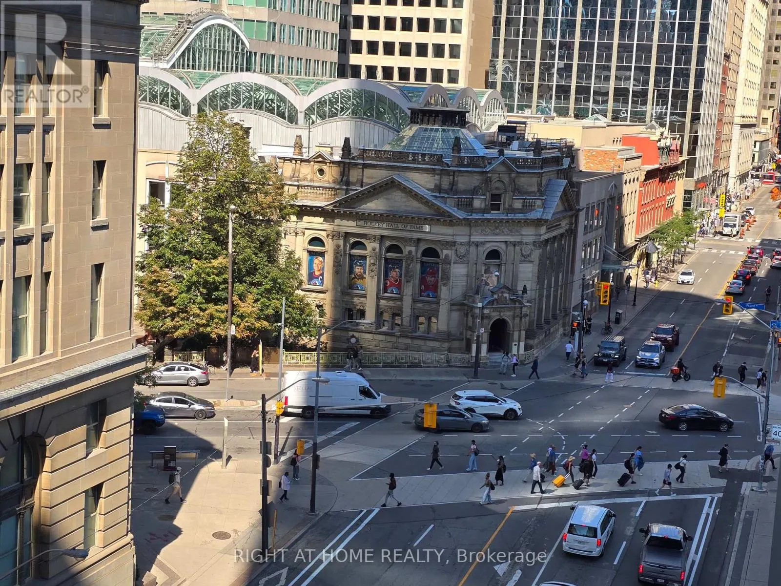 705 - 8 THE ESPLANADE