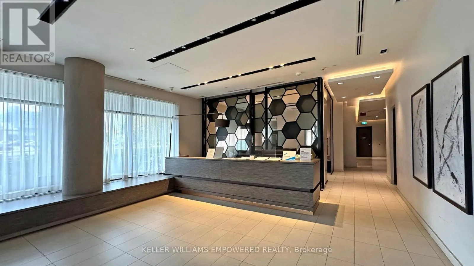 801 - 128 FAIRVIEW MALL DRIVE
