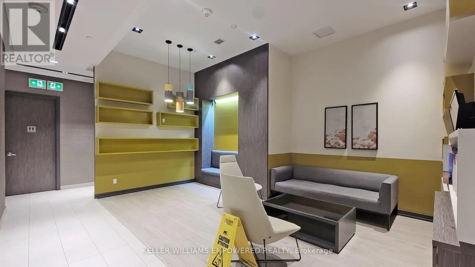 801 - 128 FAIRVIEW MALL DRIVE