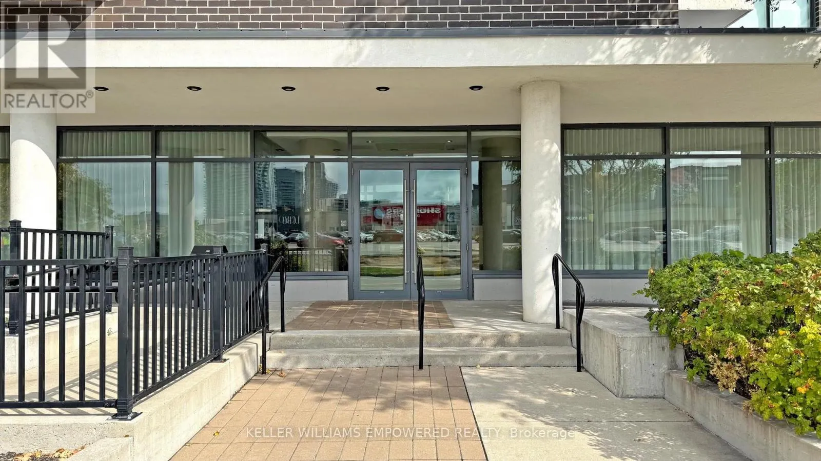 801 - 128 FAIRVIEW MALL DRIVE