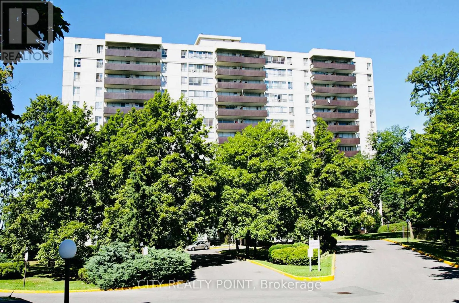 912 - 6200 BATHURST STREET