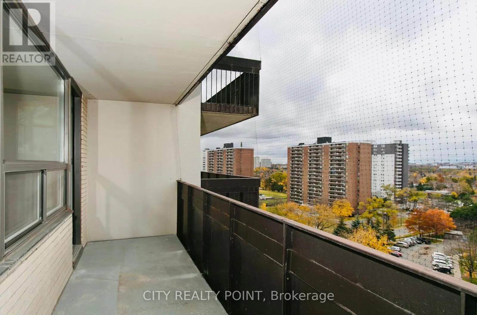 912 - 6200 BATHURST STREET
