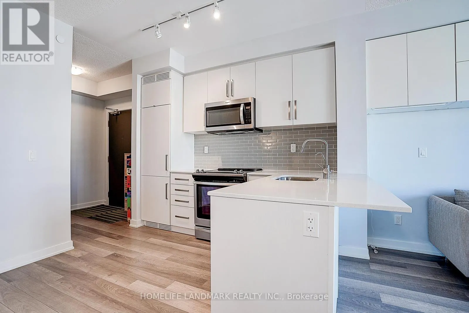1312 - 5180 YONGE STREET