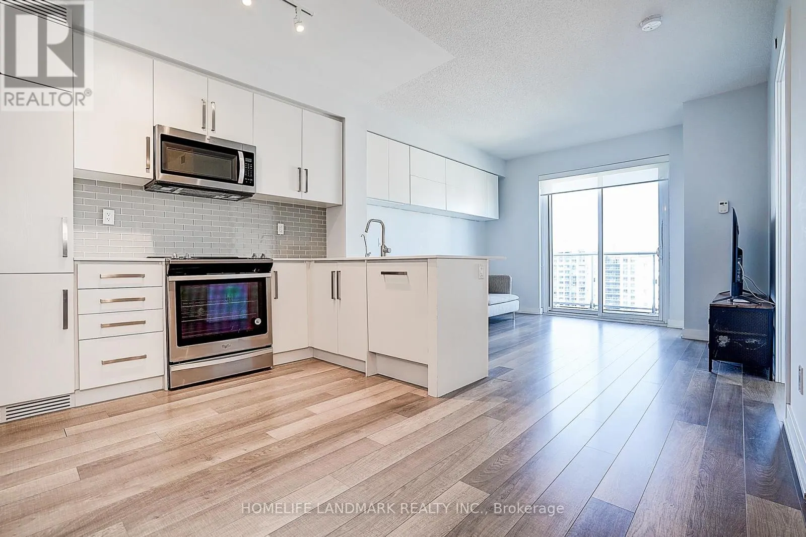 1312 - 5180 YONGE STREET
