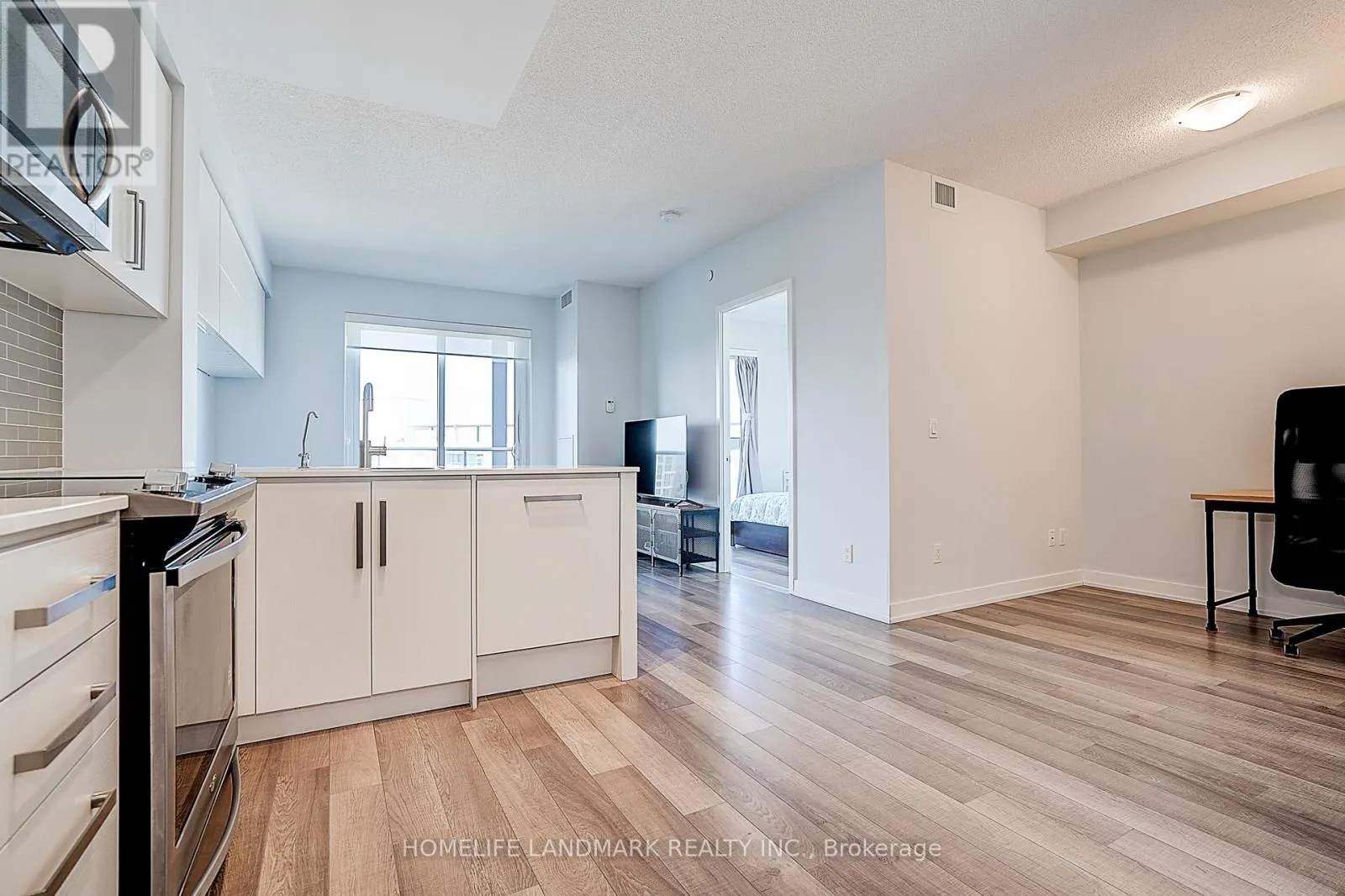 1312 - 5180 YONGE STREET