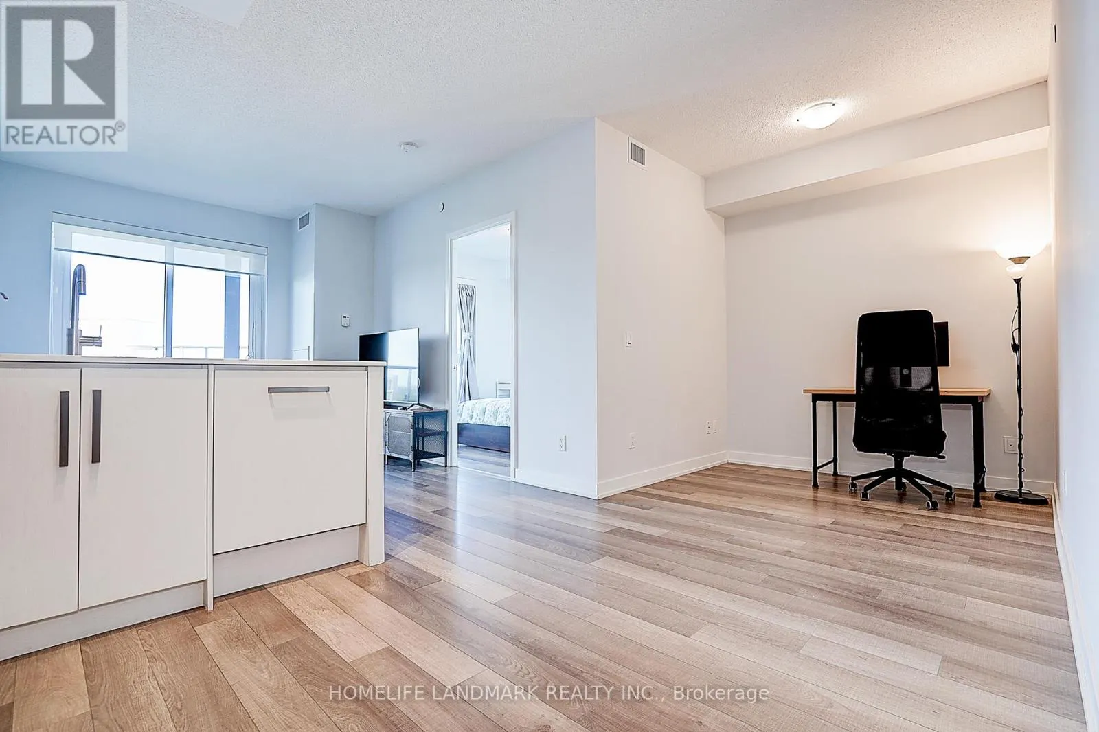1312 - 5180 YONGE STREET