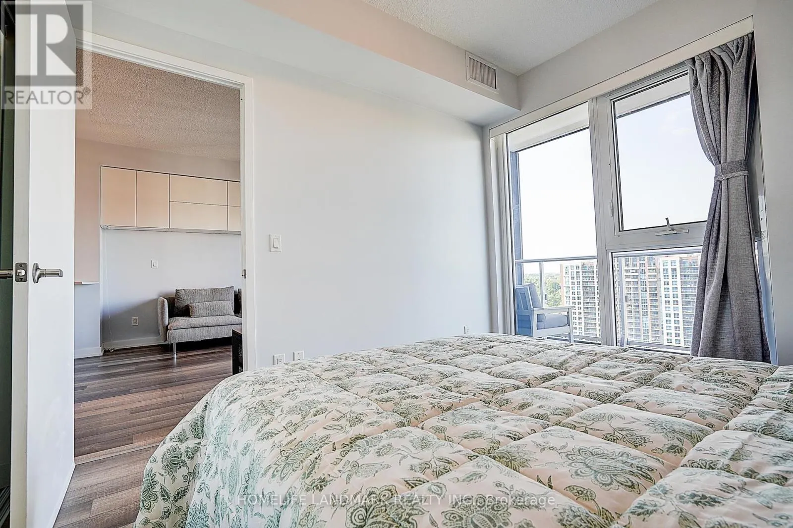 1312 - 5180 YONGE STREET