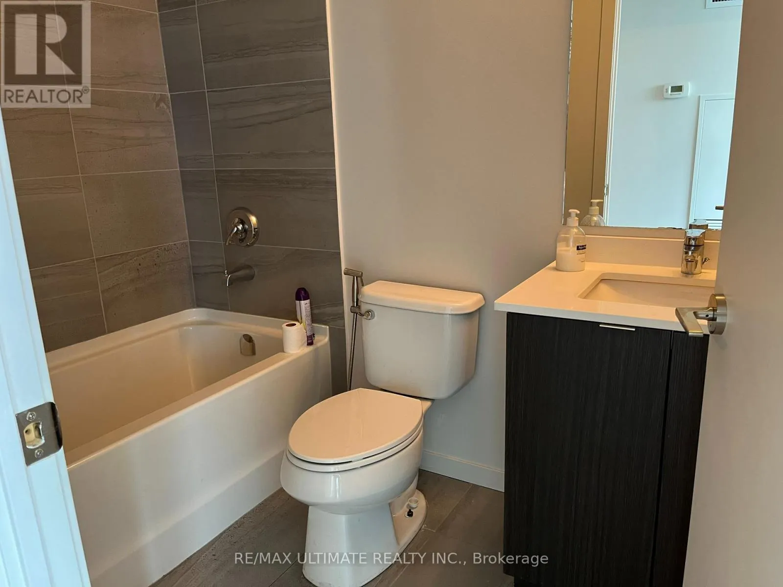 PH 1312 - 3237 BAYVIEW AVENUE