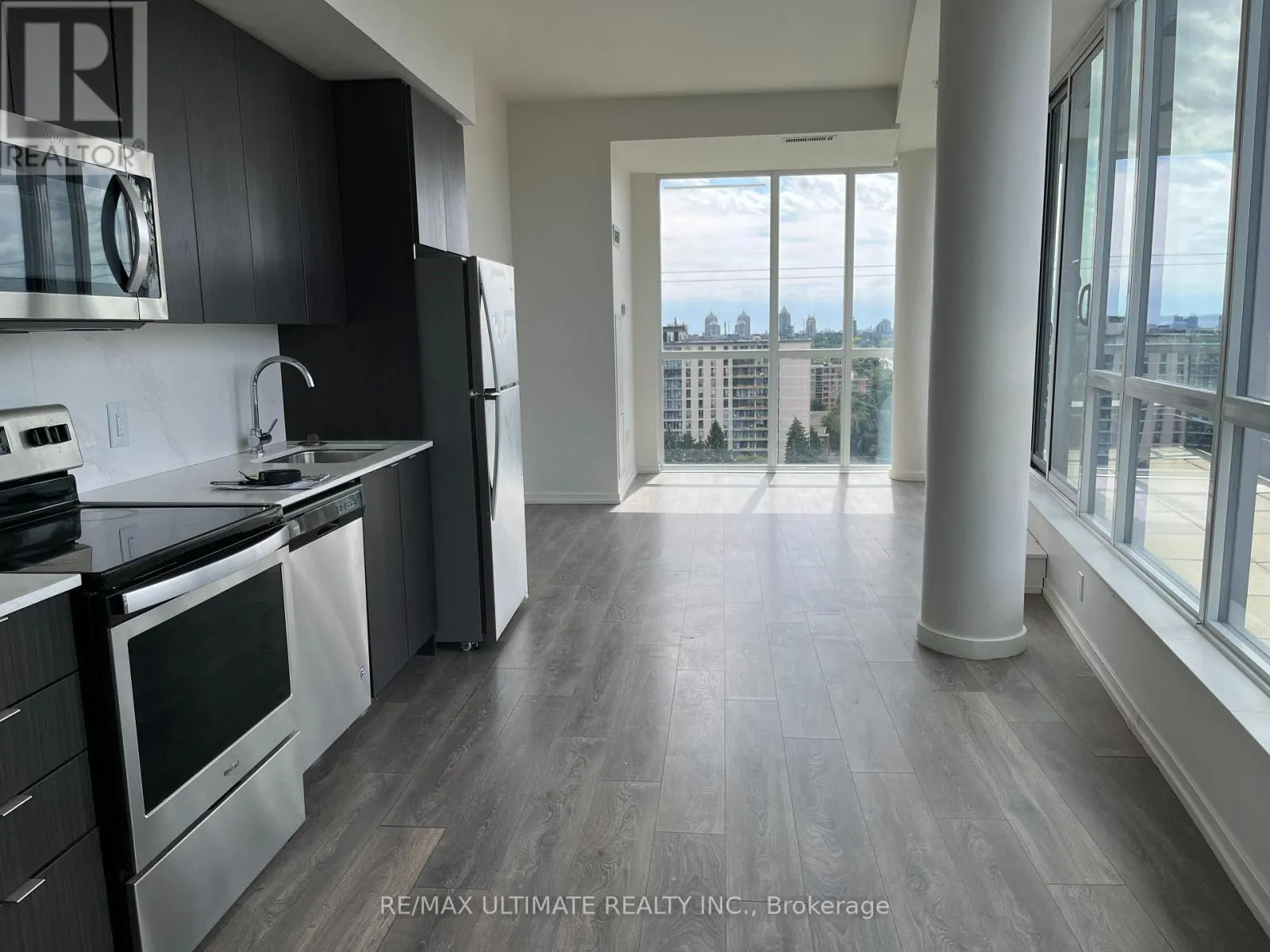 PH 1312 - 3237 BAYVIEW AVENUE