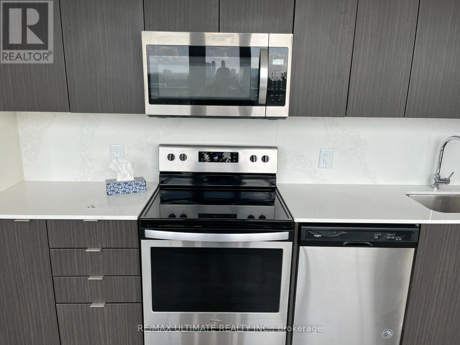 PH 1312 - 3237 BAYVIEW AVENUE