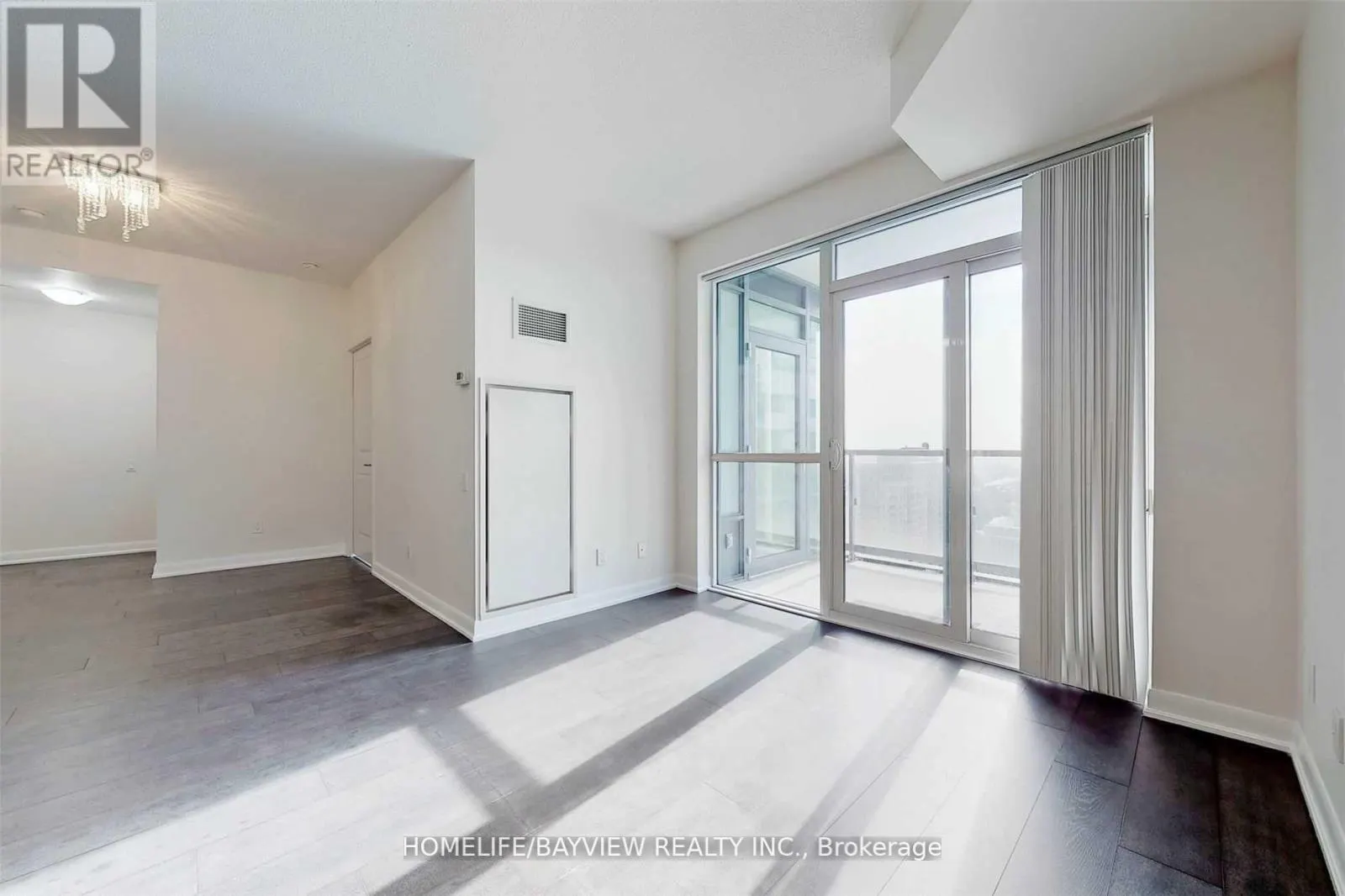 LPH201 - 5168 YONGE STREET