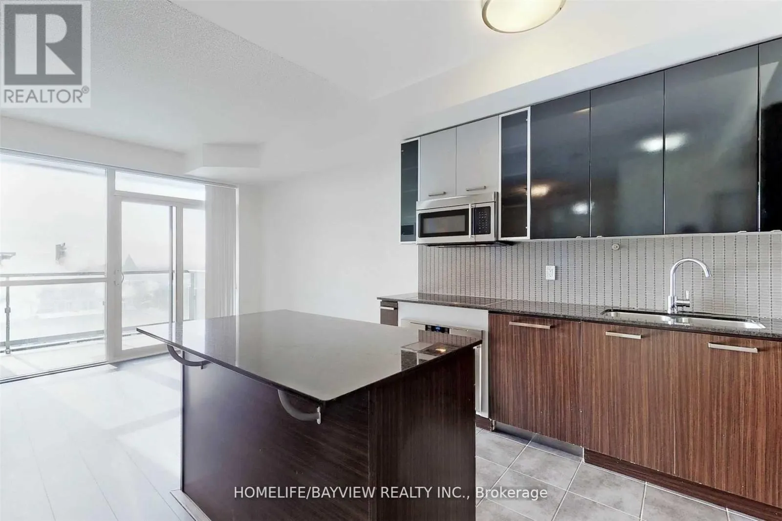 LPH201 - 5168 YONGE STREET