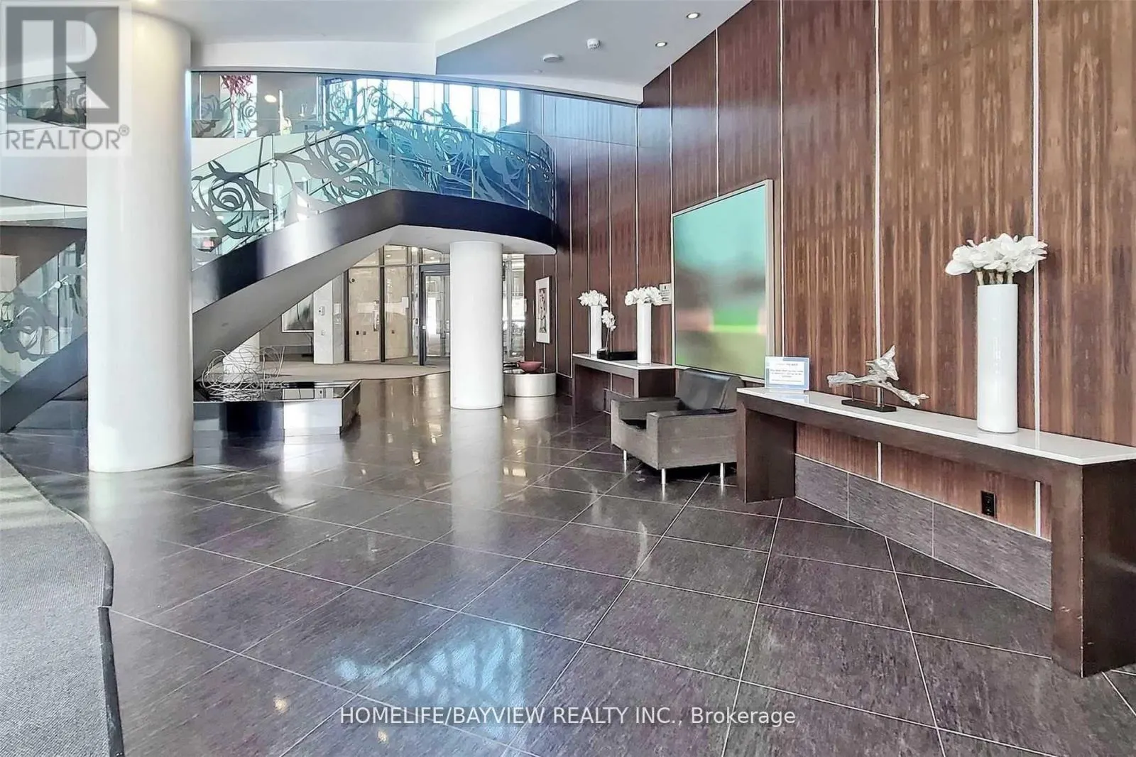 LPH201 - 5168 YONGE STREET