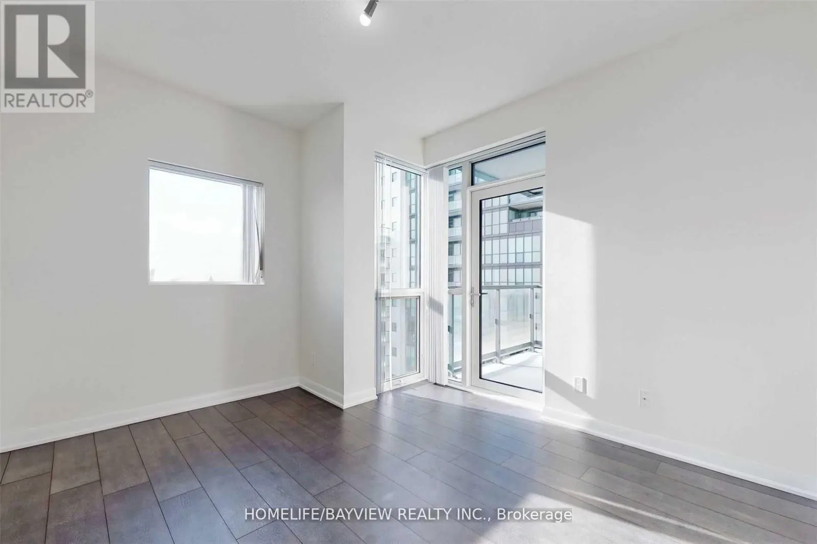 LPH201 - 5168 YONGE STREET