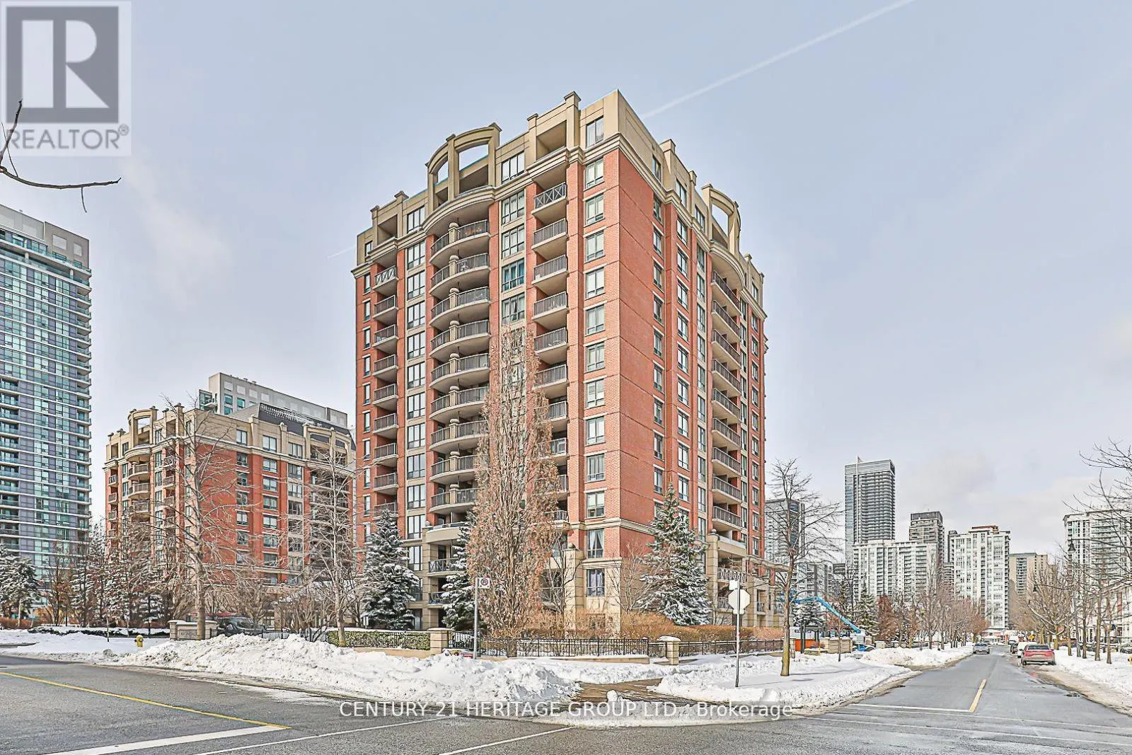 407 - 55 HARRISON GARDEN BOULEVARD S