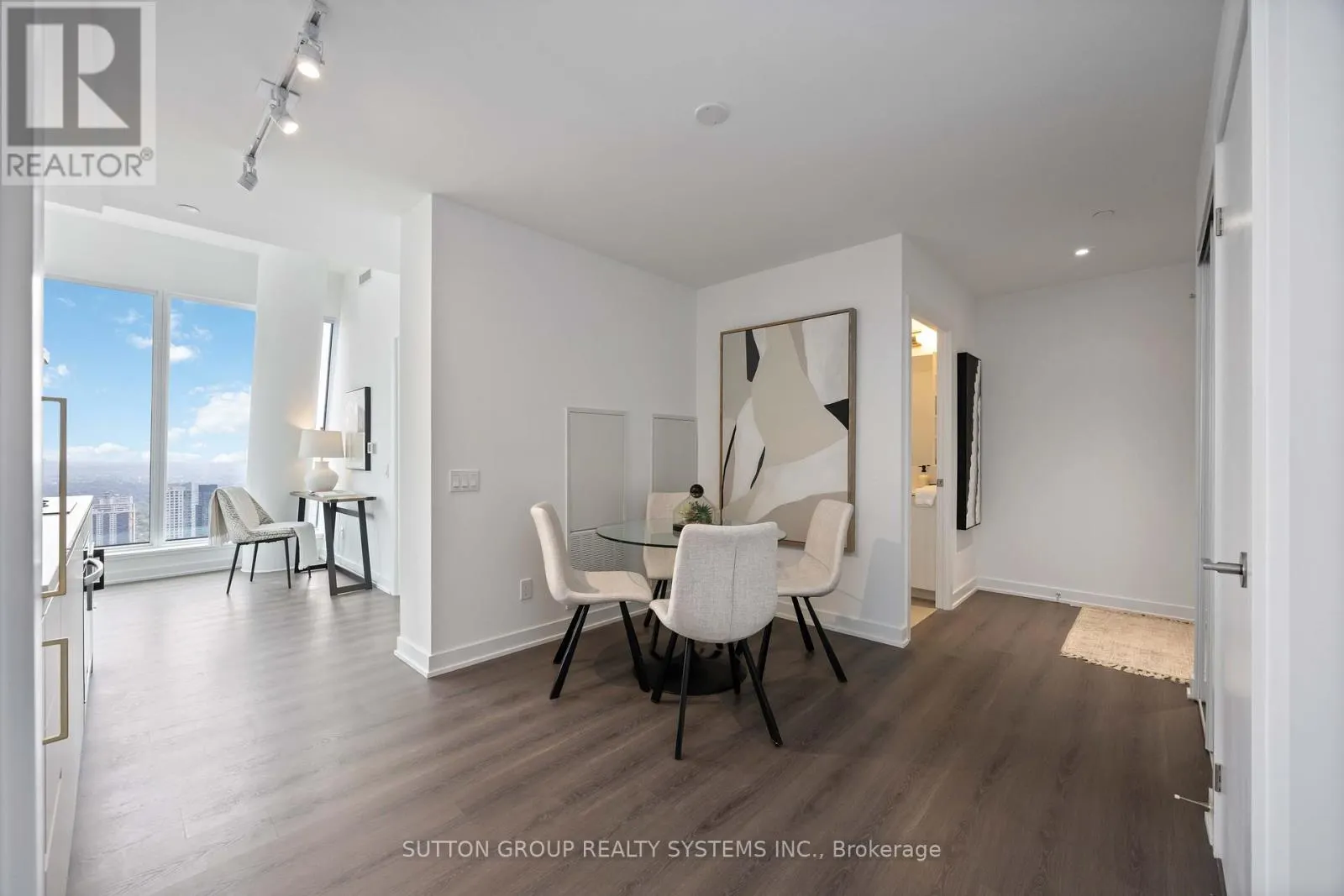 LPH05 - 8 WELLESLEY STREET W