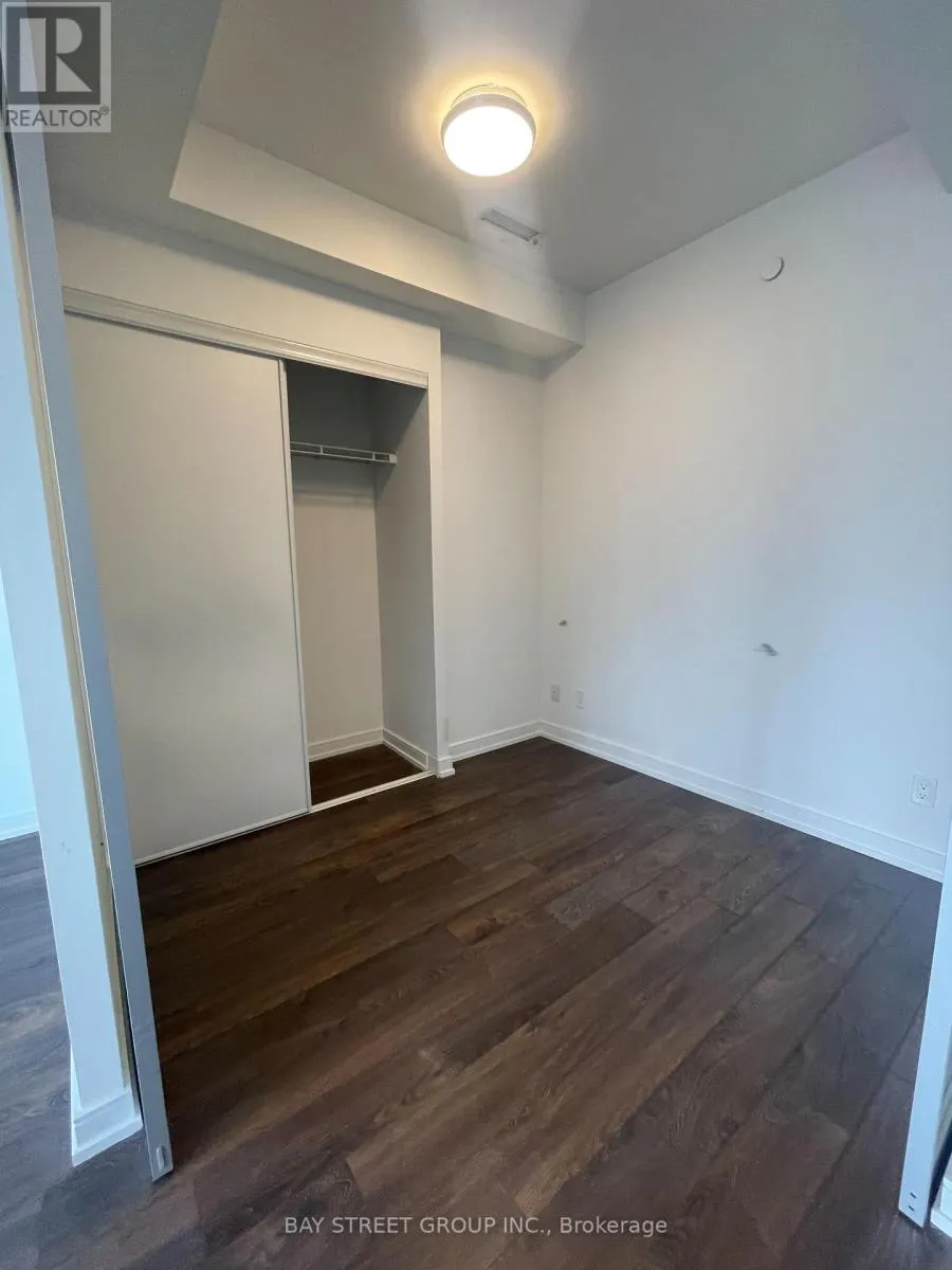 2008 - 28 WELLESLEY STREET E