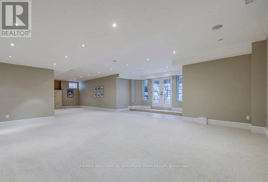 53 YORK ROAD
