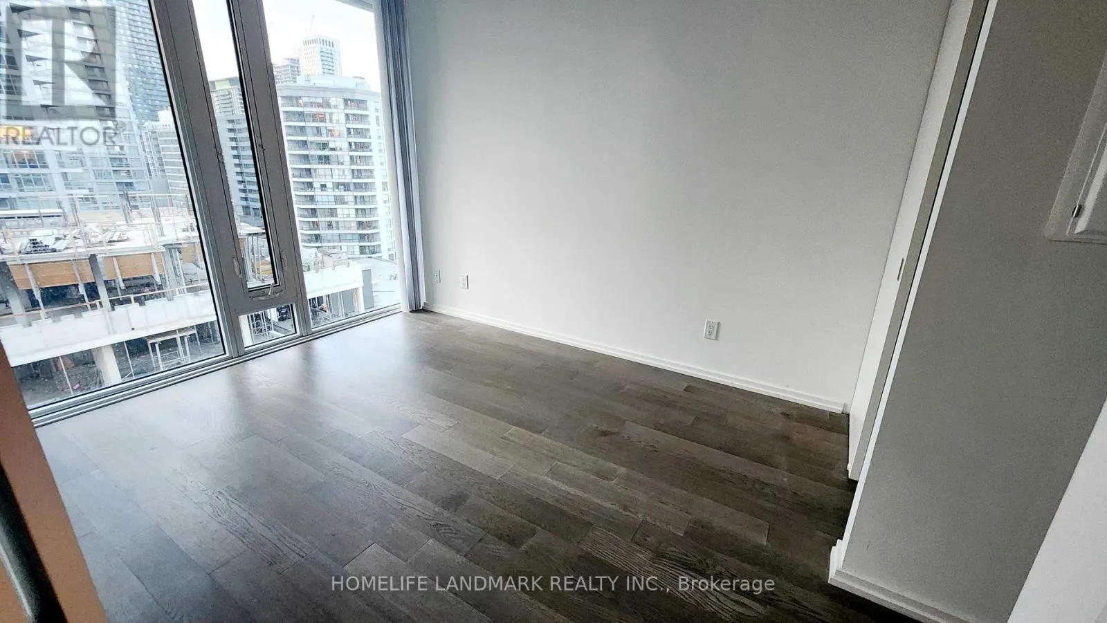 1510 - 5 SOUDAN AVENUE