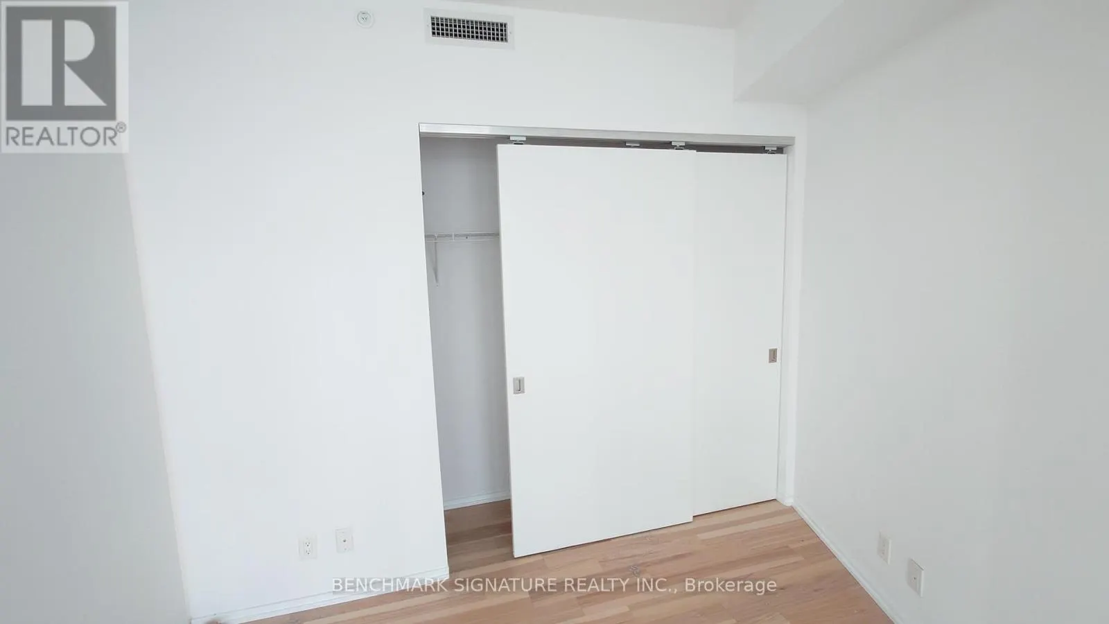 612 - 125 PETER STREET