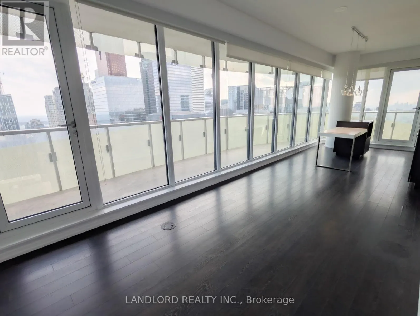 4309 - 197 YONGE STREET