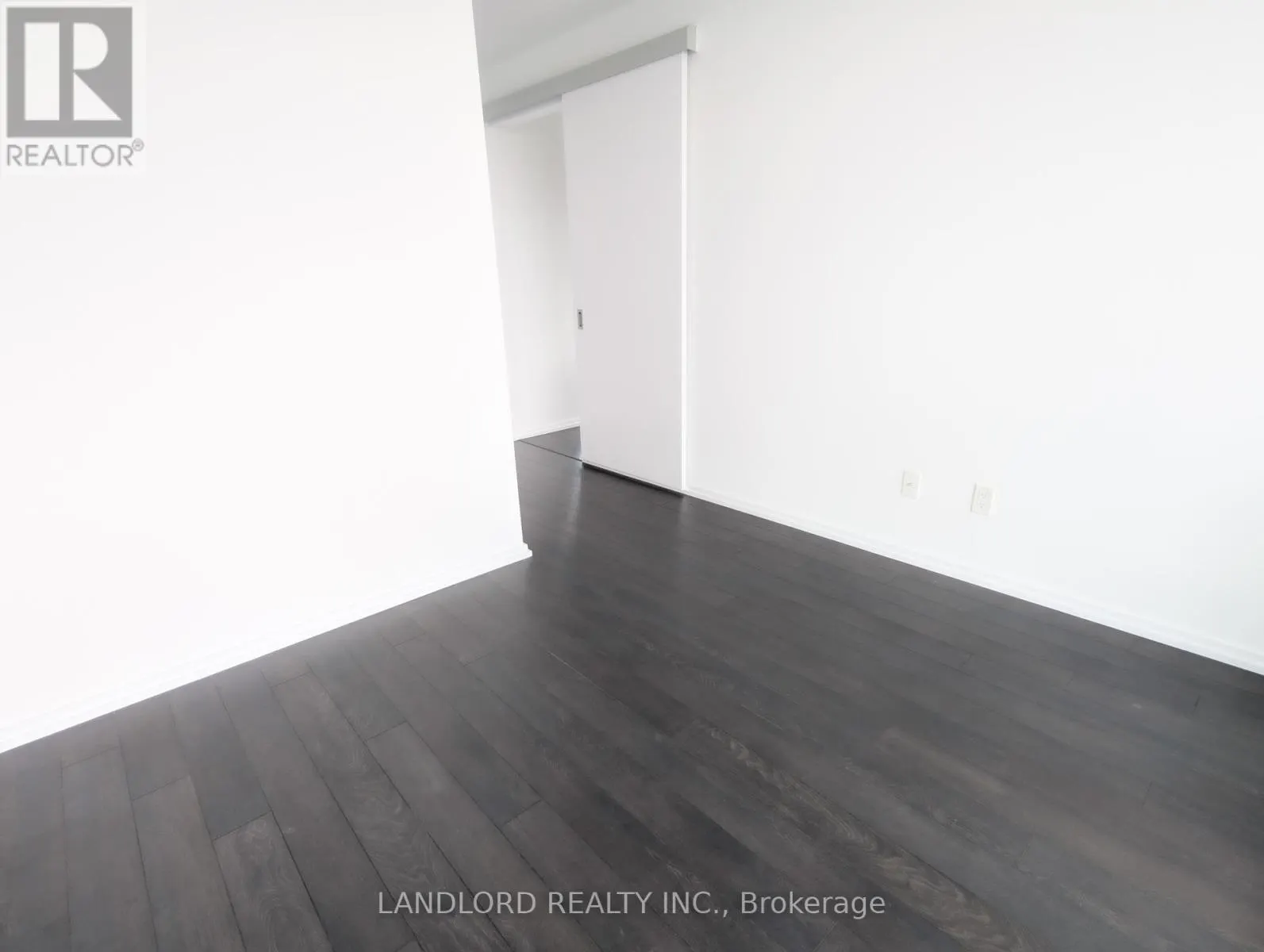 4309 - 197 YONGE STREET