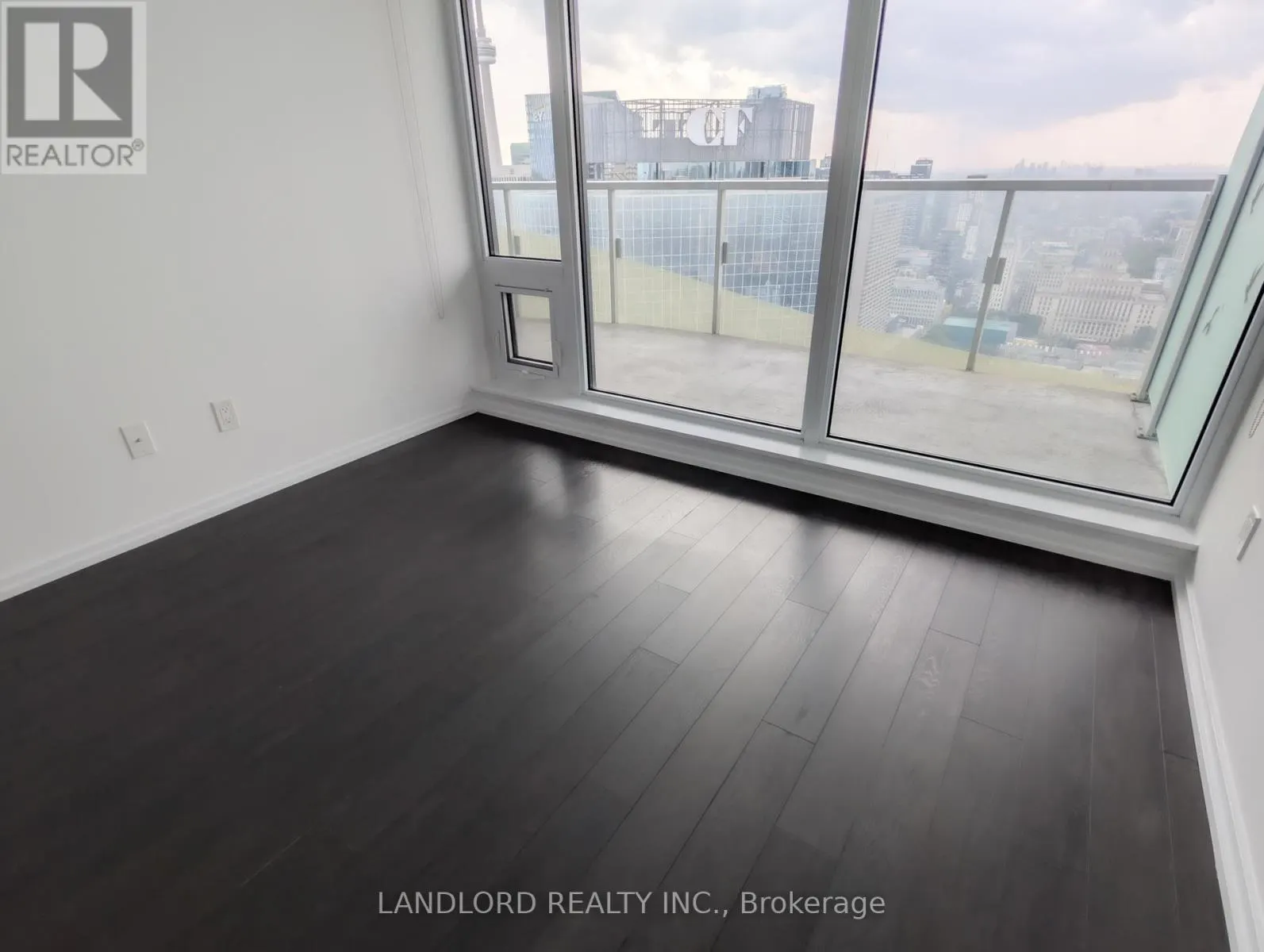 4309 - 197 YONGE STREET
