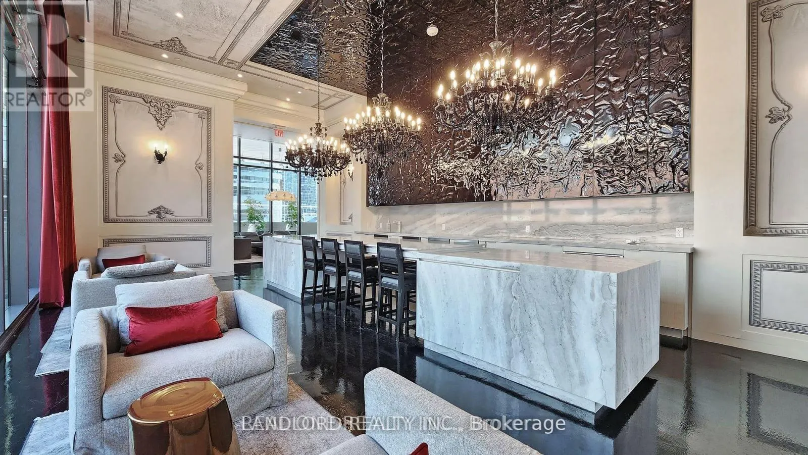 4309 - 197 YONGE STREET