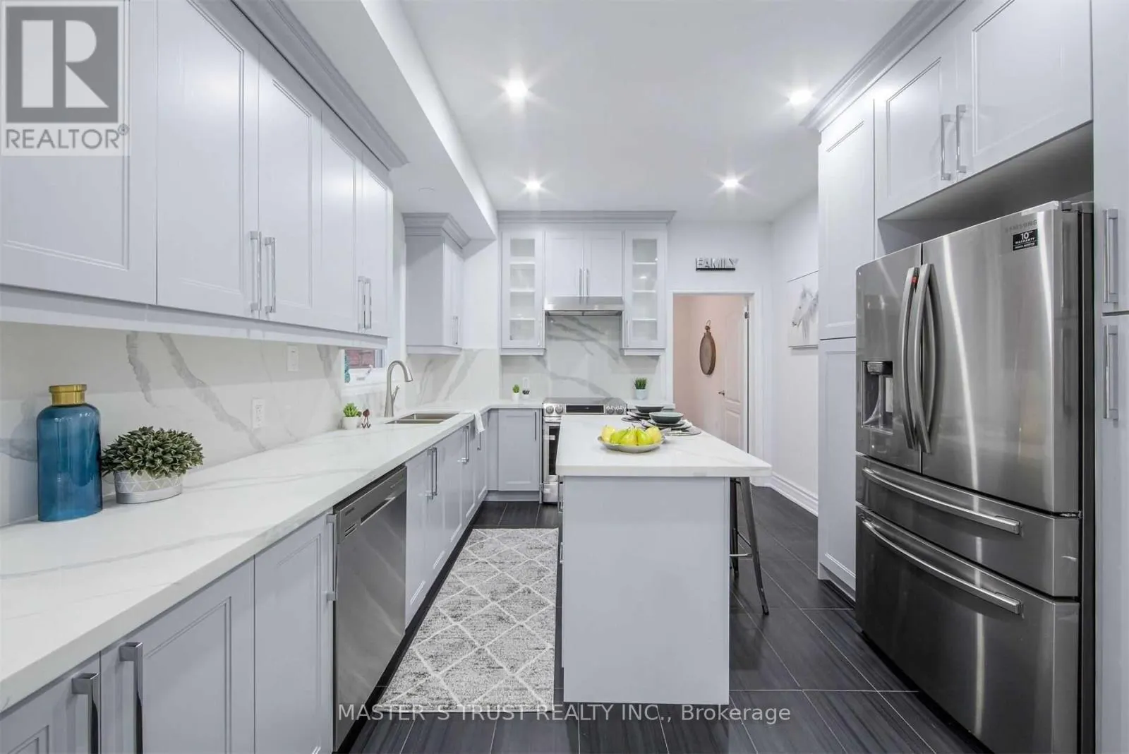 420 OSSINGTON AVENUE