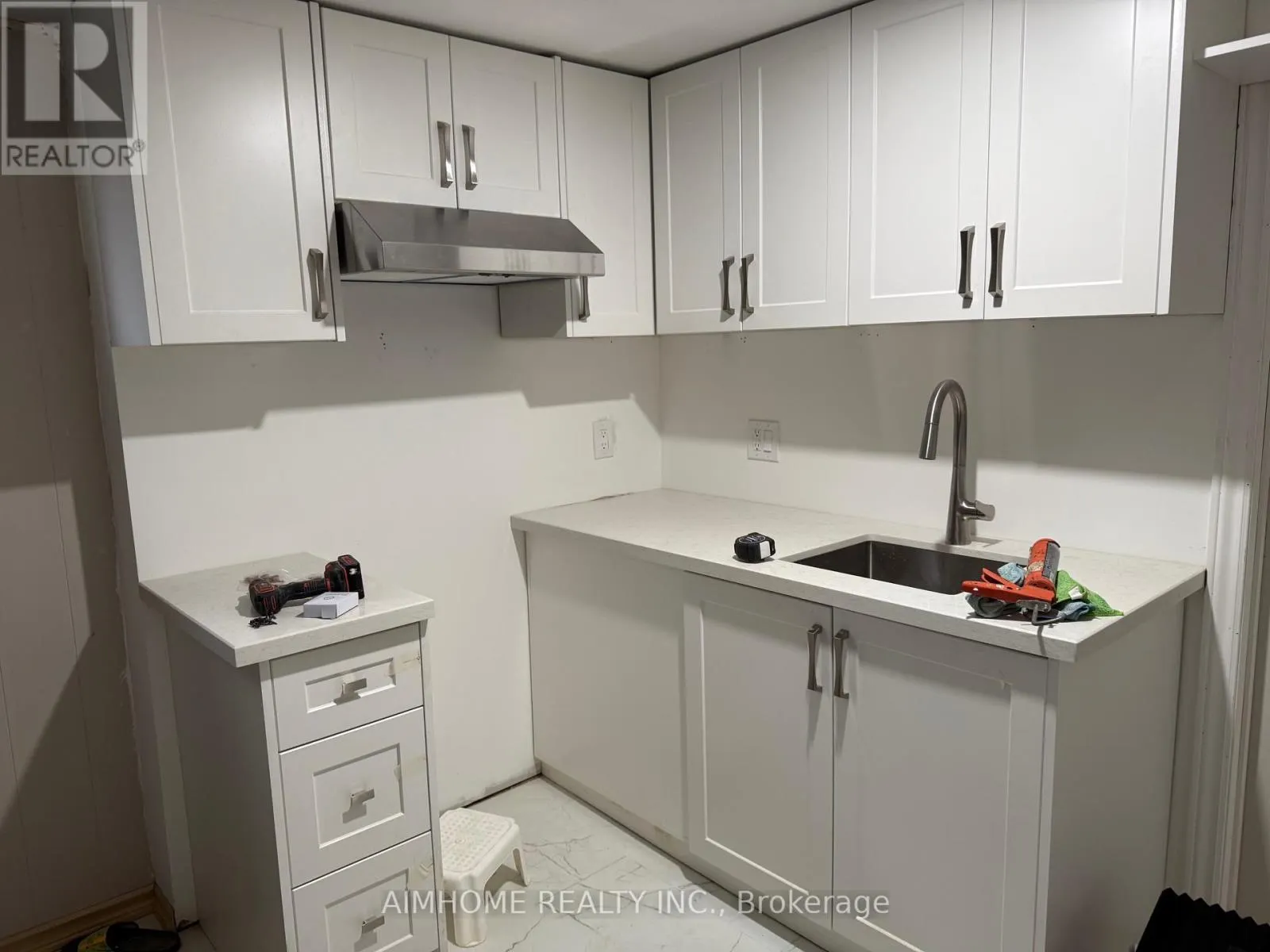 #1BAST - 22 DALESIDE CRESCENT