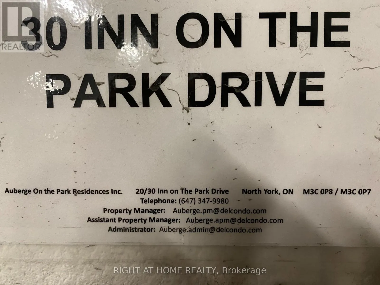 30 INN ON THE PARK DRIVE
