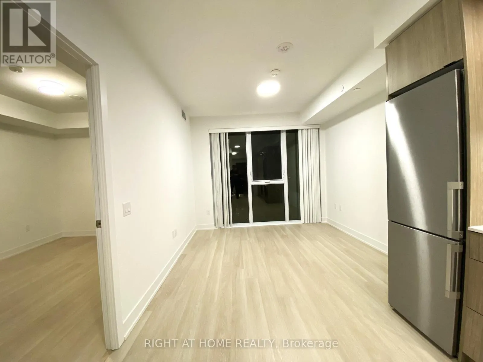 30 INN ON THE PARK DRIVE
