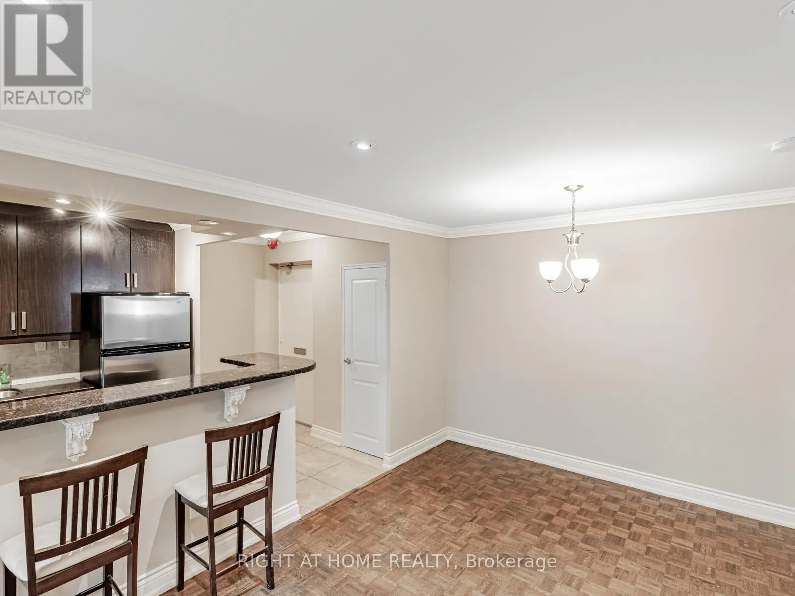 104 - 71 JONESVILLE CRESCENT