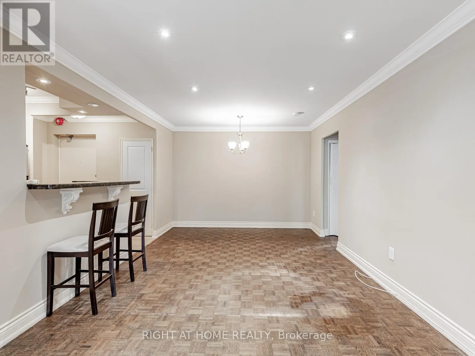 104 - 71 JONESVILLE CRESCENT