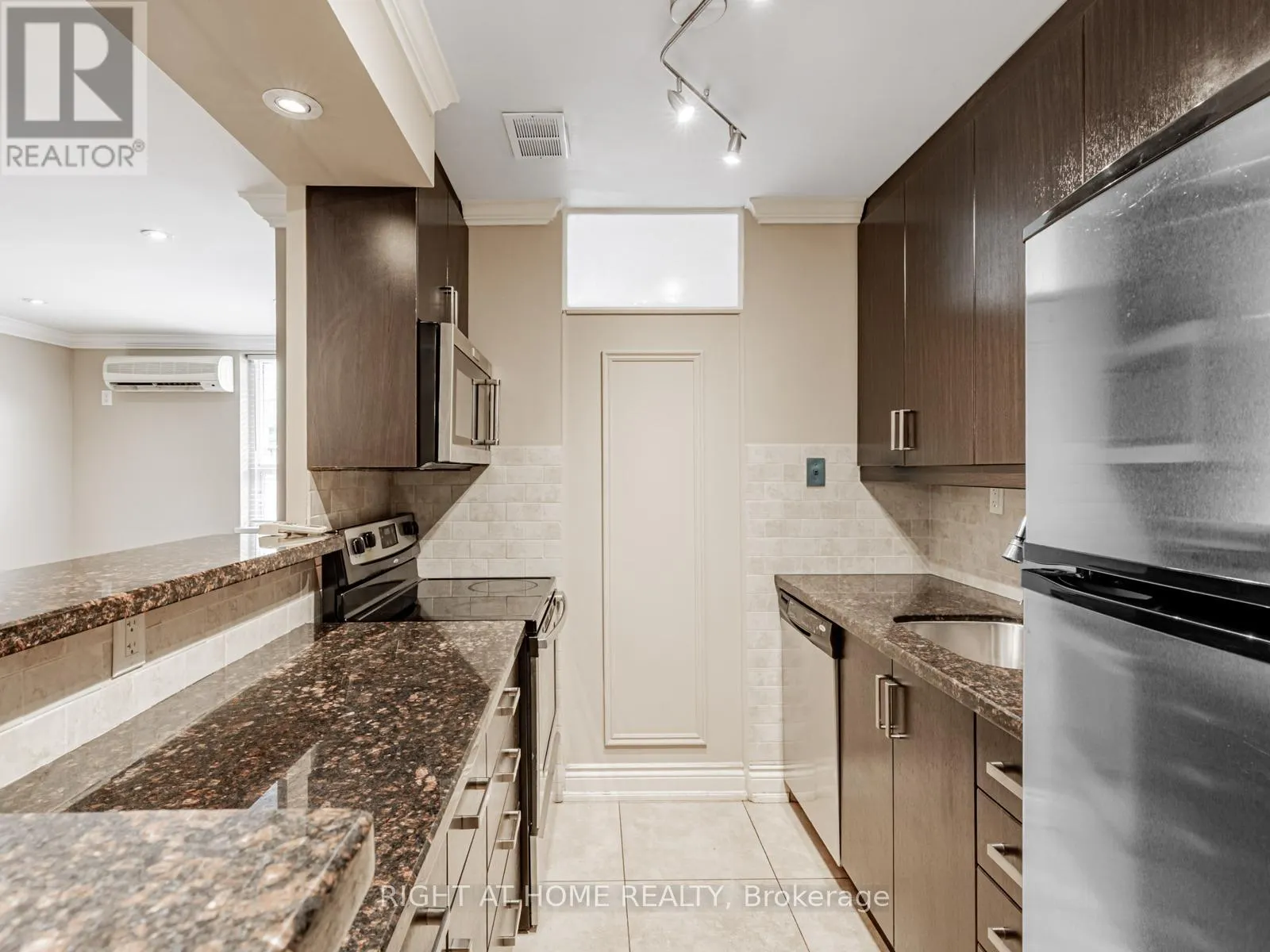104 - 71 JONESVILLE CRESCENT