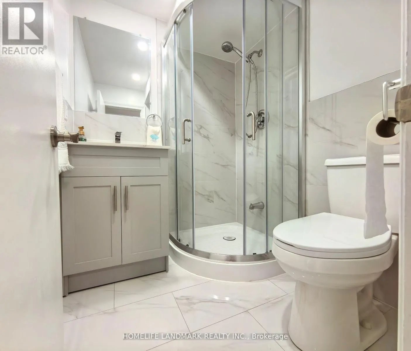 MAIN & BSMT - 74 BARONESS CRESCENT