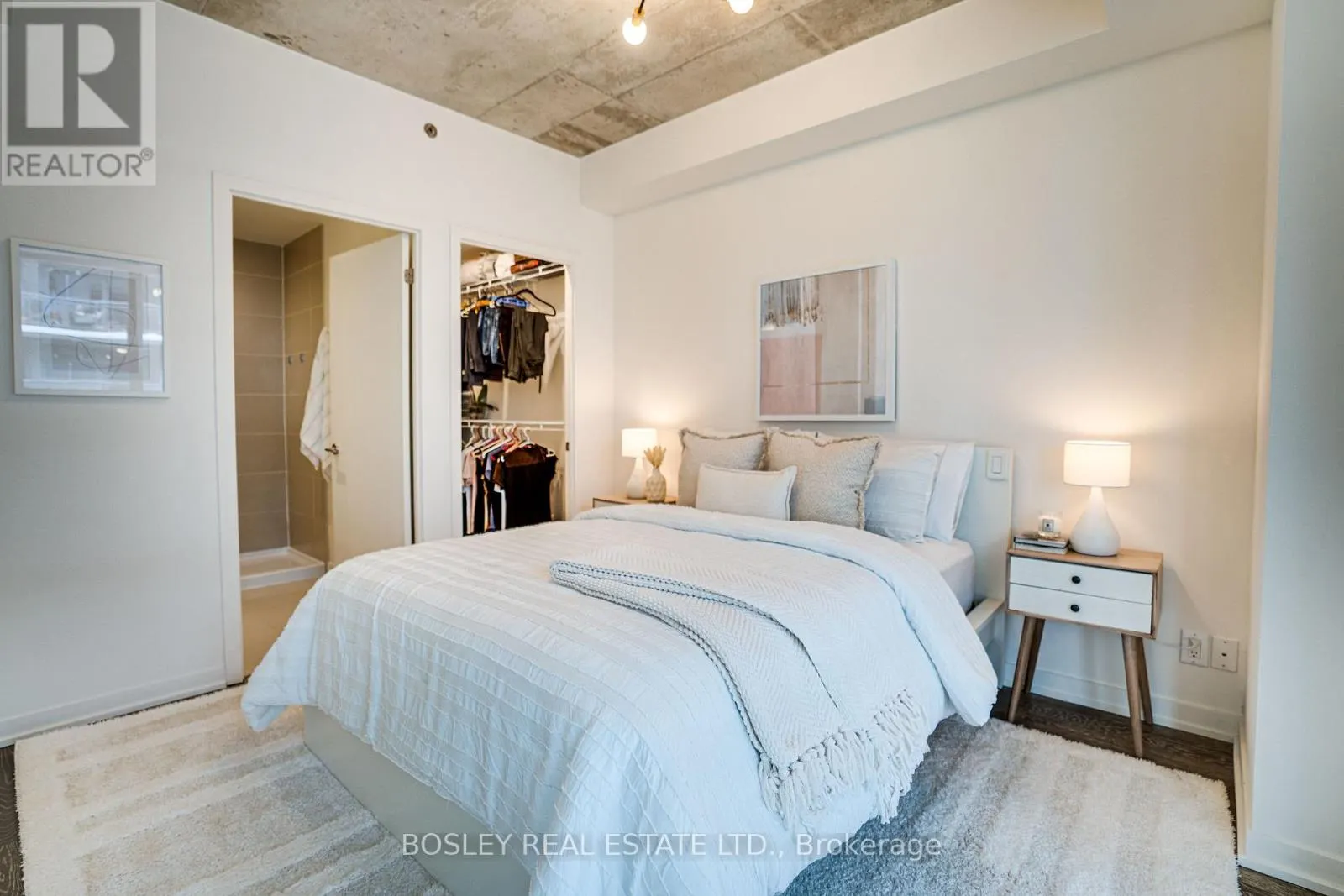 403 - 8 GLADSTONE AVENUE