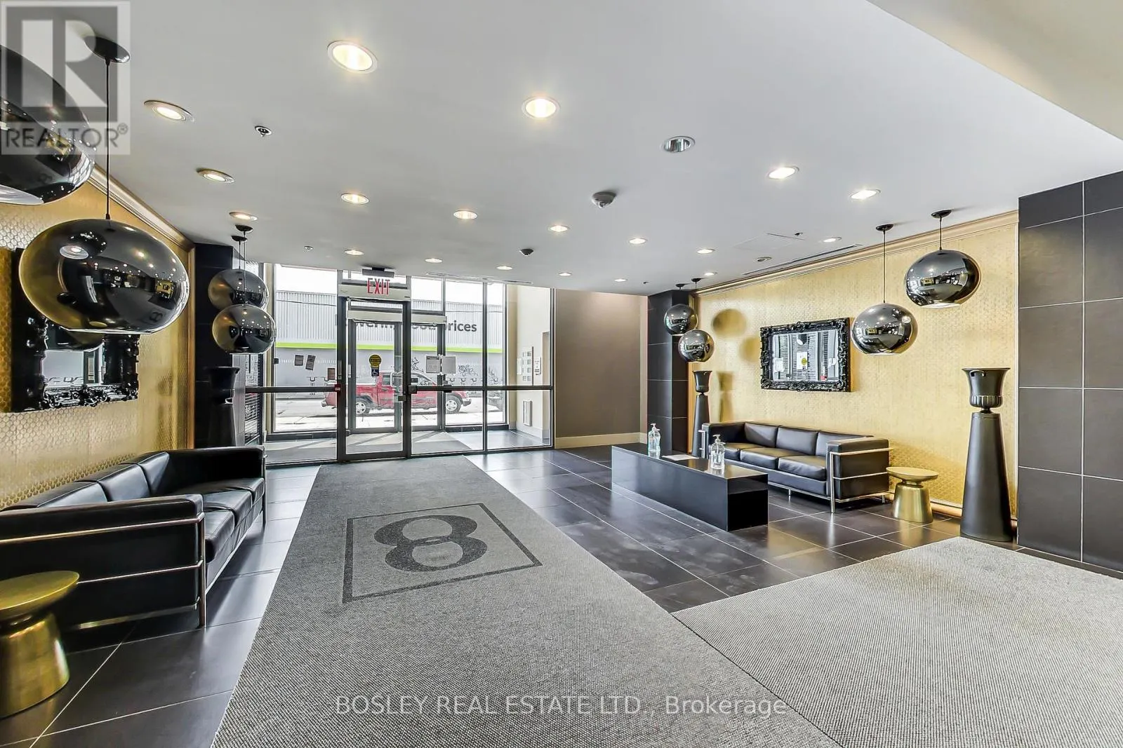 403 - 8 GLADSTONE AVENUE