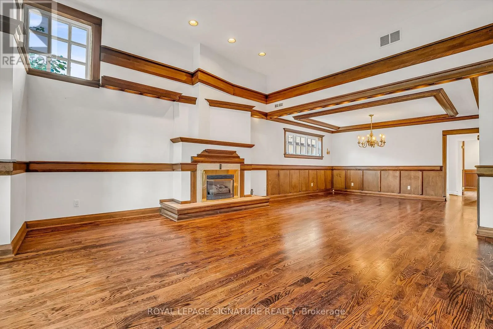 6 CROSSBURN DRIVE