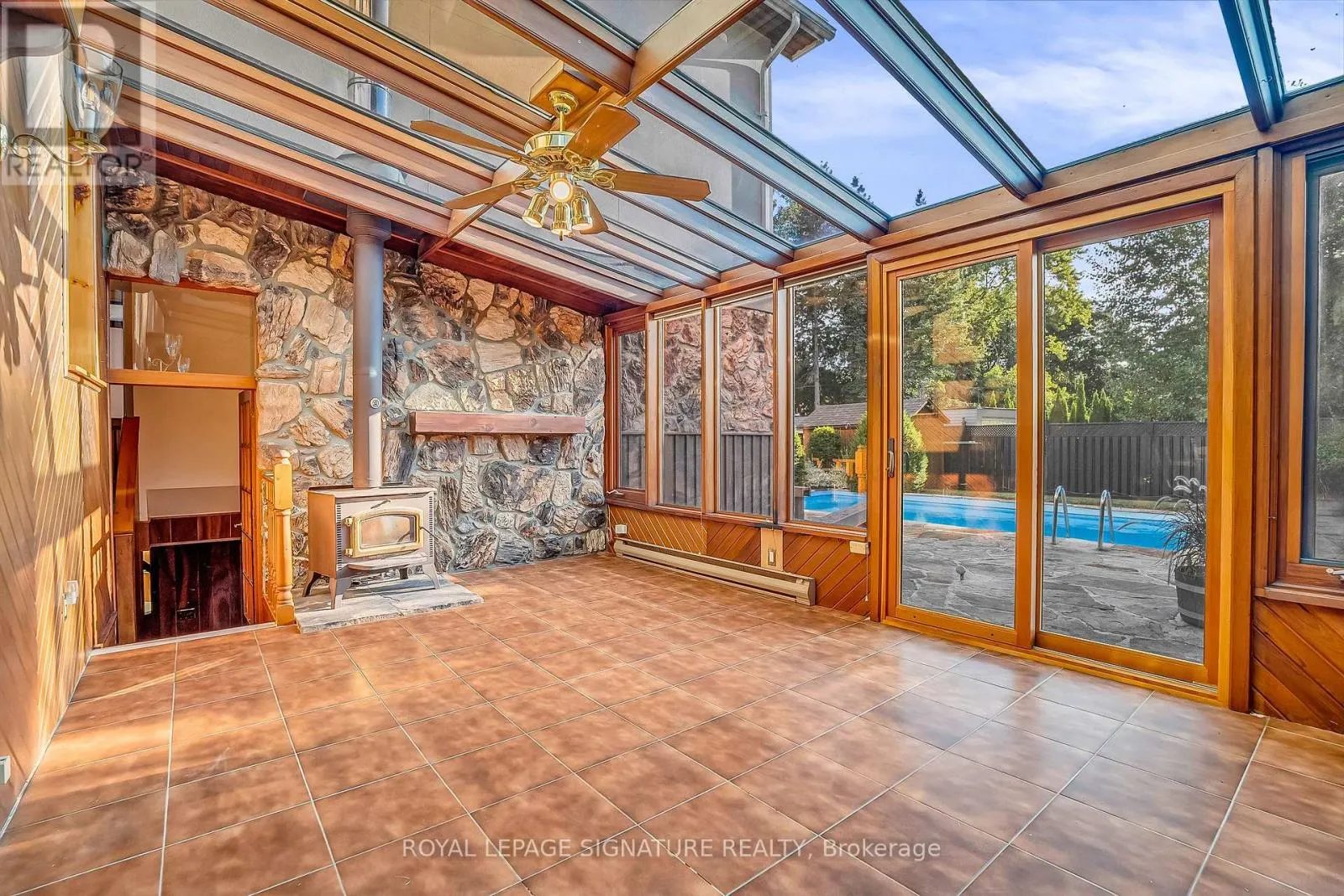 6 CROSSBURN DRIVE