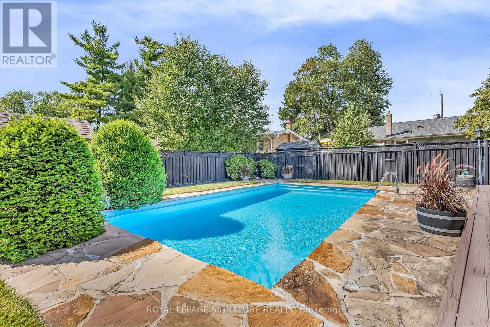 6 CROSSBURN DRIVE