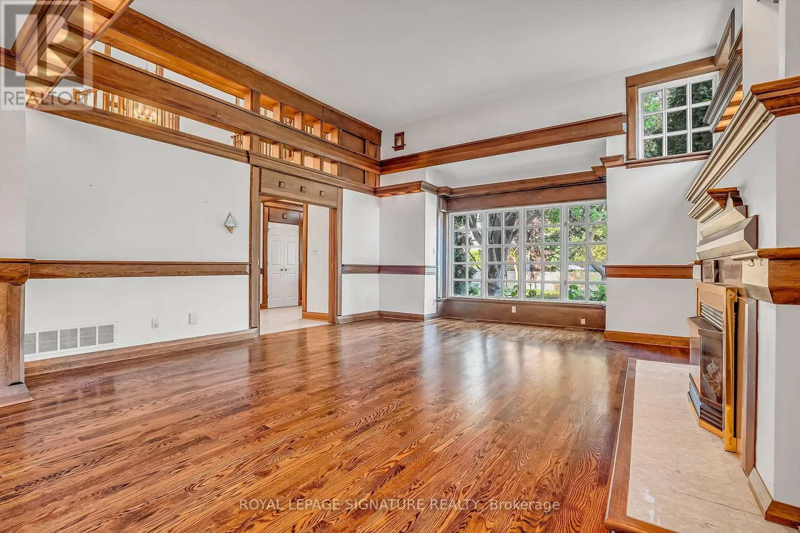 6 CROSSBURN DRIVE