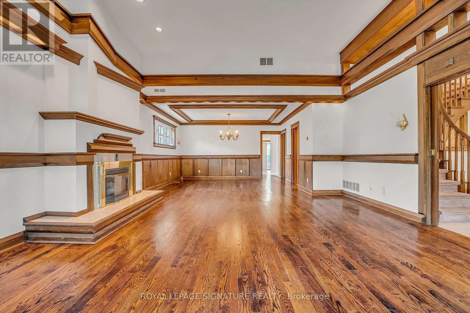 6 CROSSBURN DRIVE