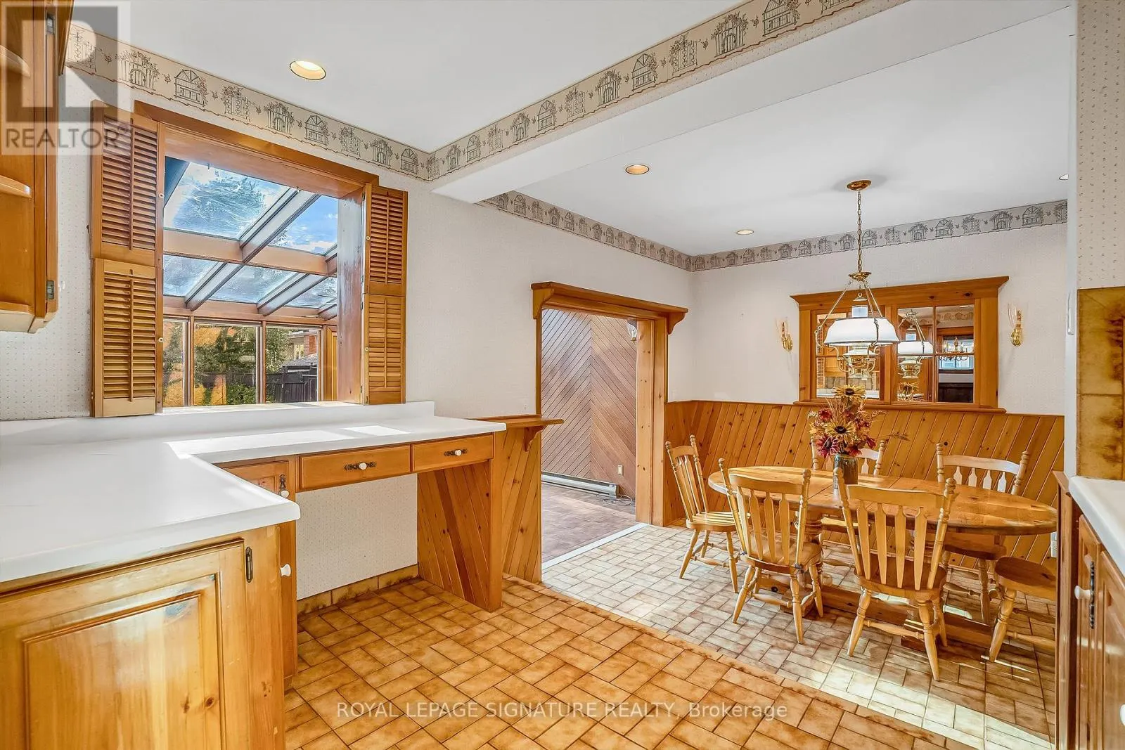 6 CROSSBURN DRIVE