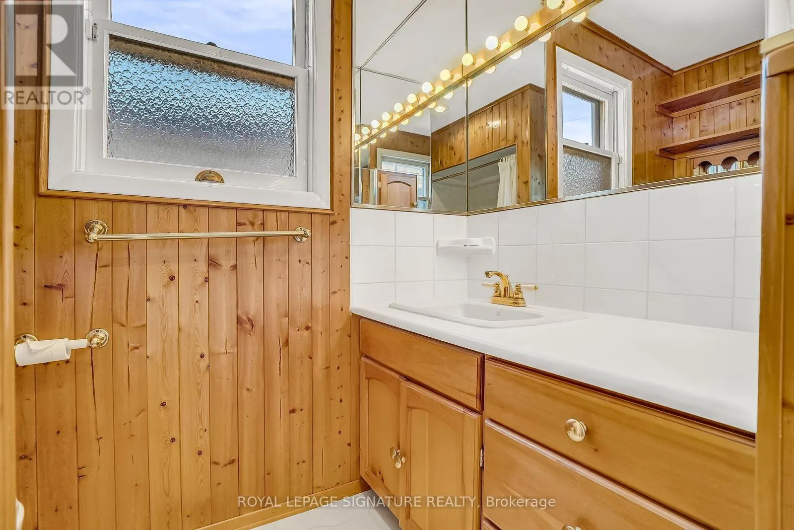 6 CROSSBURN DRIVE