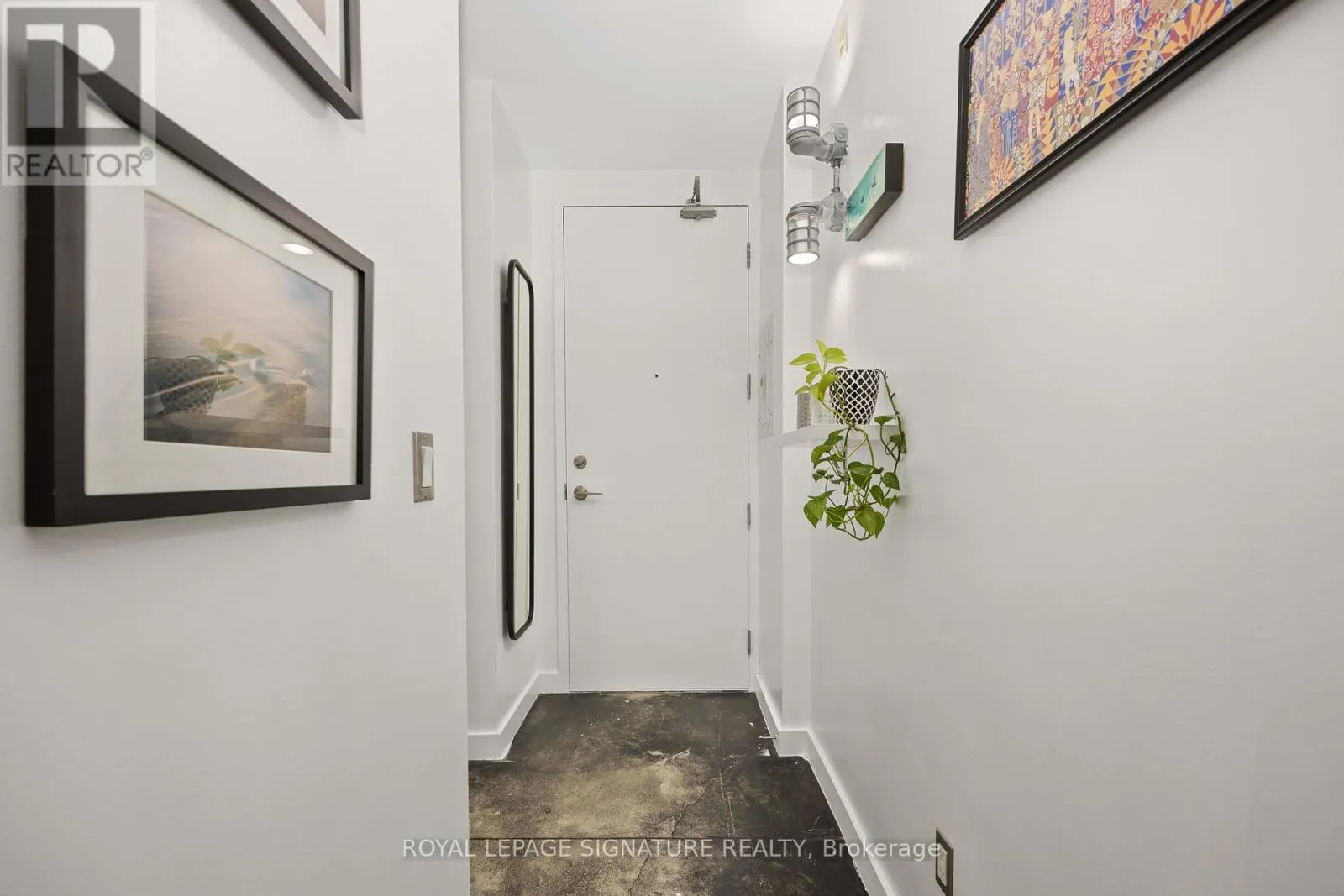B05 - 135 DALHOUSIE STREET