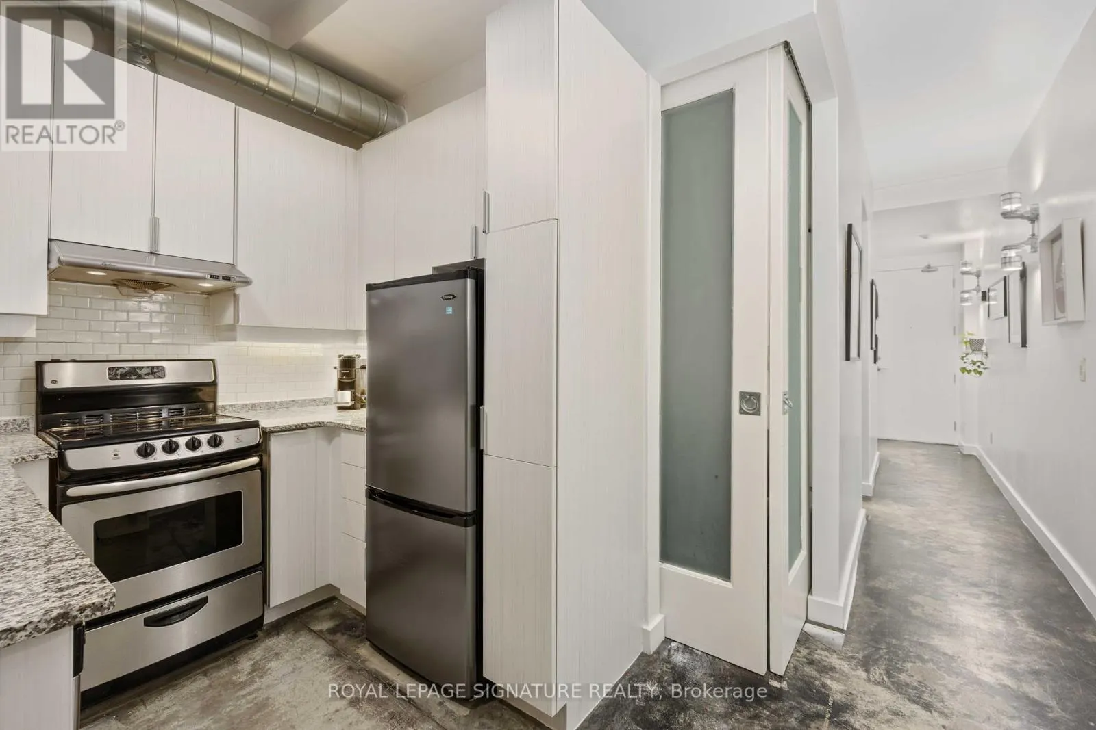 B05 - 135 DALHOUSIE STREET